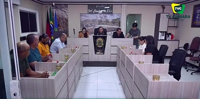 No momento, você está visualizando 14ª Sessão: Câmara aprova projeto do prefeito Jan que cria bolsa de estágio de R$ 650 para estudantes do ensino médio e R$ 850 para o ensino técnico