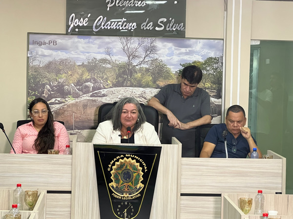 No momento, você está visualizando Reeleição na Câmara de Ingá: Rosa Nunes comandará o Legislativo por quatro anos consecutivos